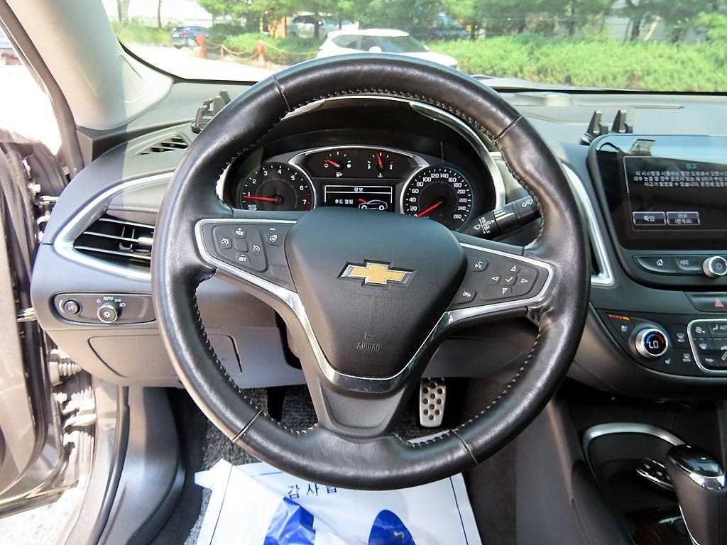 CHEVROLET Malibu — photo 08