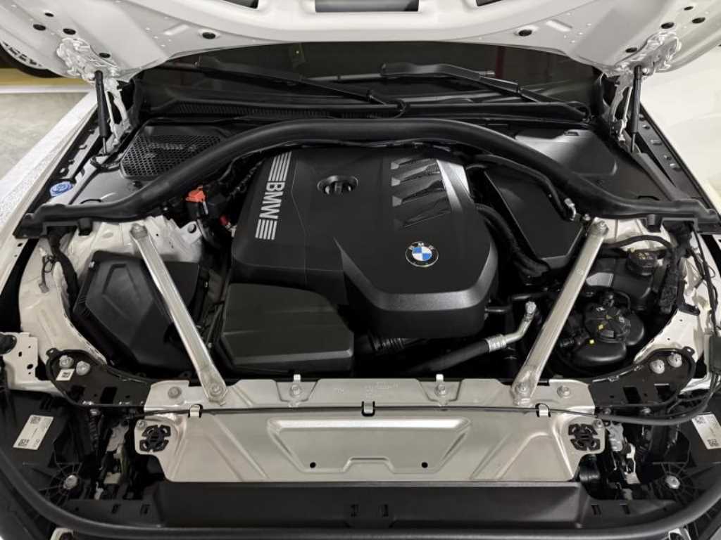 BMW 4-Series — photo 20