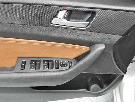 Hyundai Sonata — photo 17