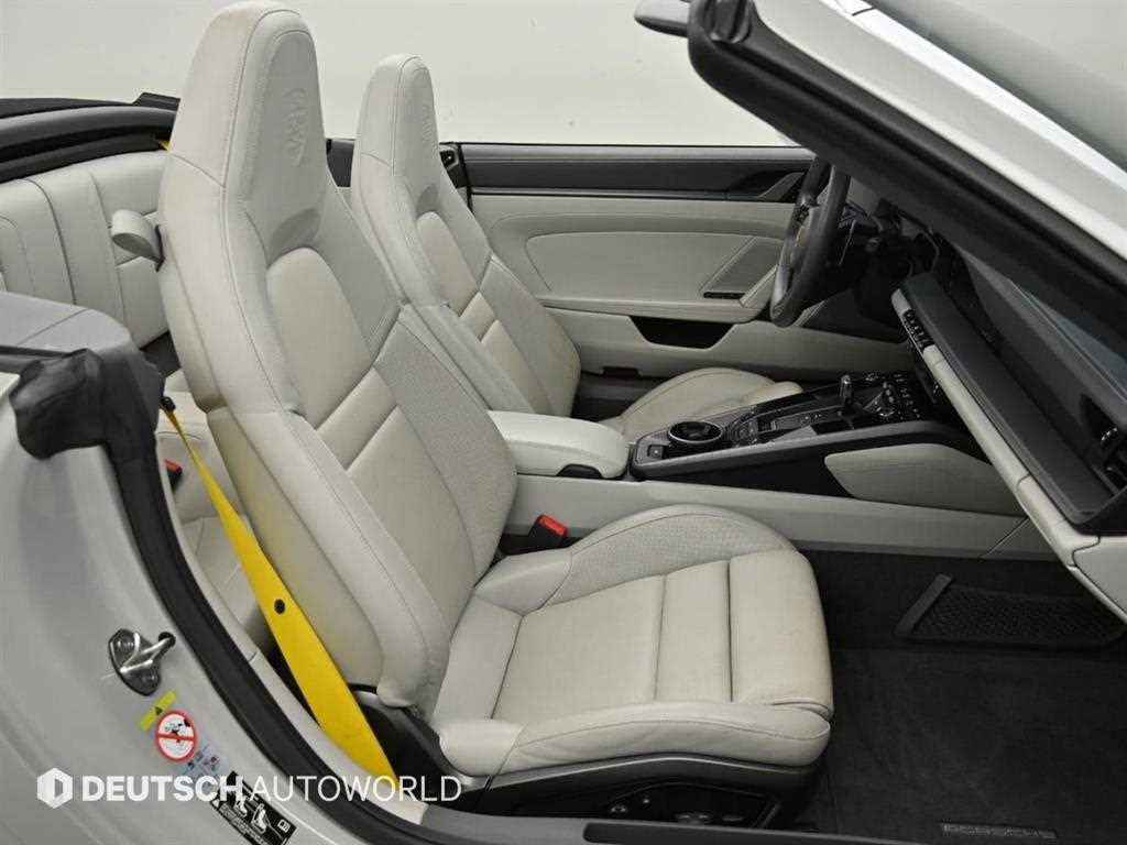 Porsche 911 — photo 10