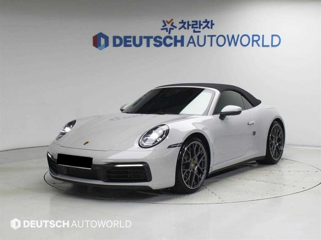 Porsche 911 — photo 20