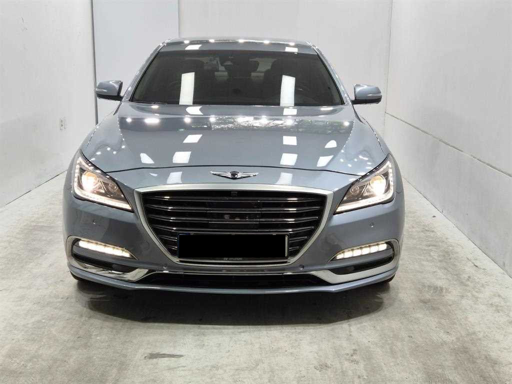 Genesis G80 — photo 01