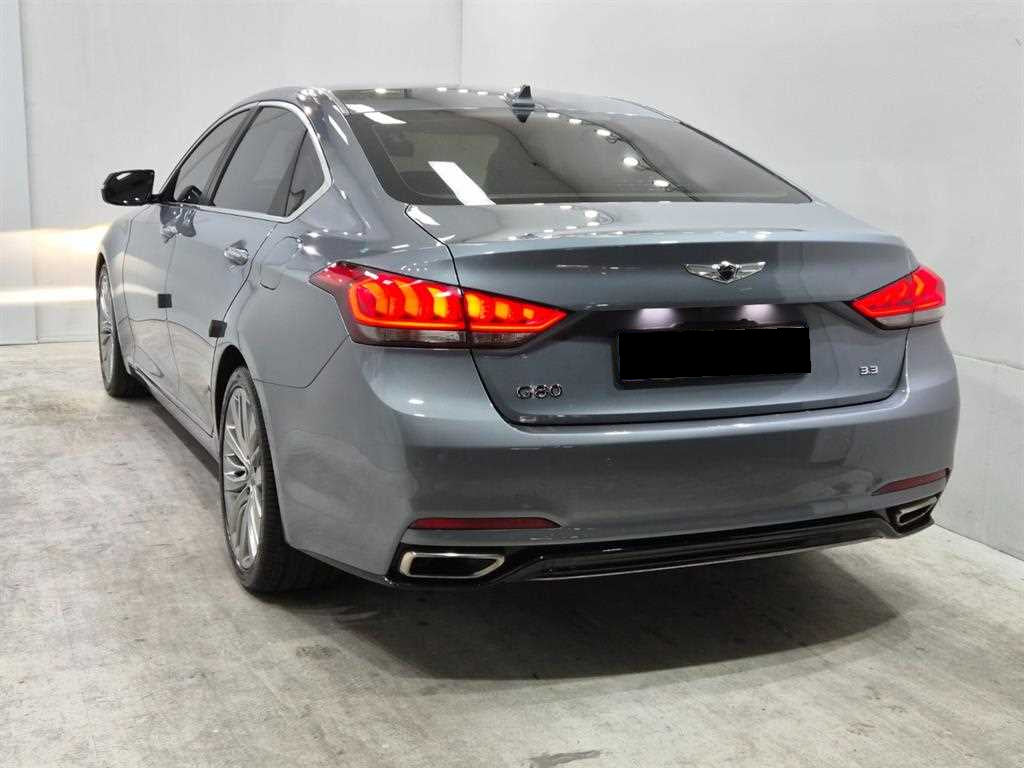 Genesis G80 — photo 04