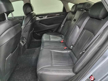 Genesis G80 — photo 05