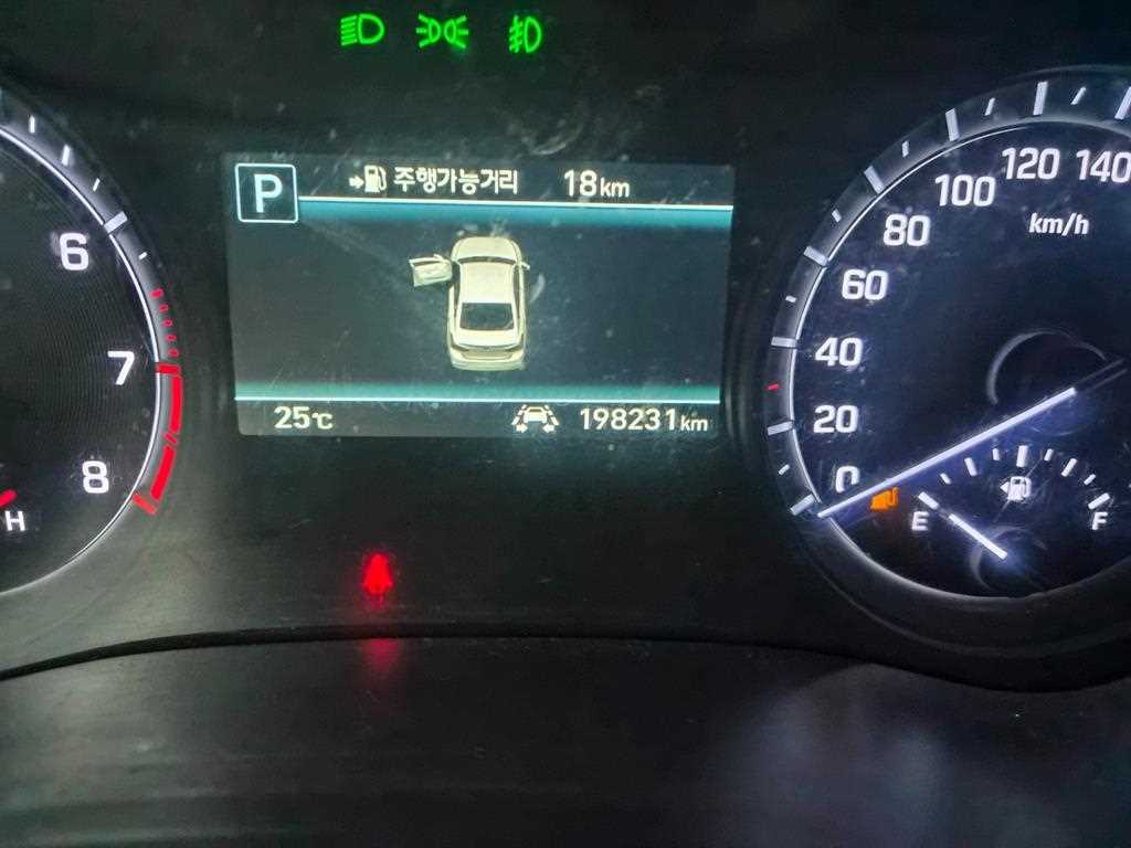 Genesis G80 — photo 14