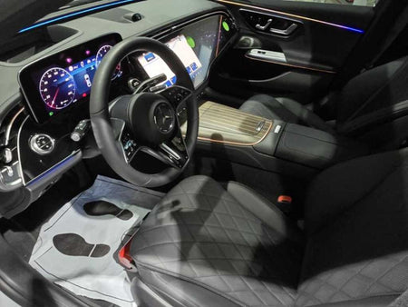 Mercedes-Benz E-Class — photo 08