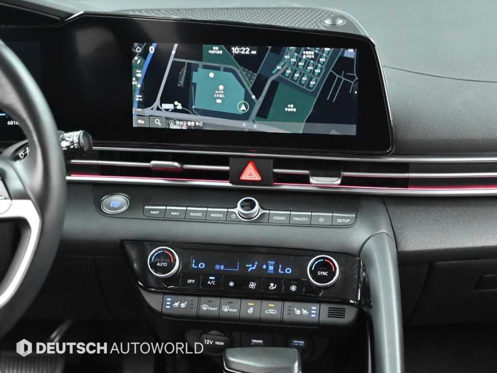 Hyundai Avante — photo 09