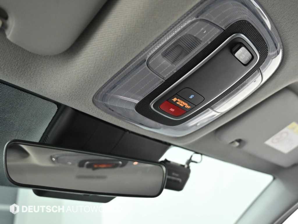 Hyundai Avante — photo 17