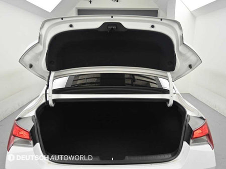 Hyundai Avante — photo 18