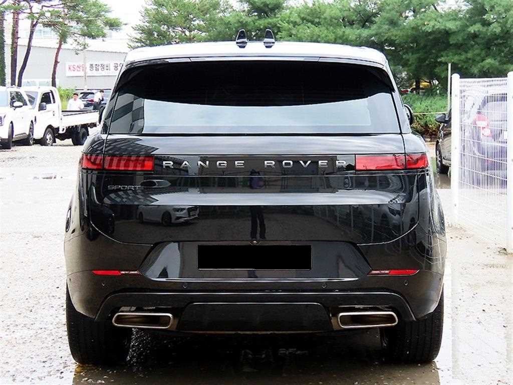 Land Rover Range Rover Sport — photo 04