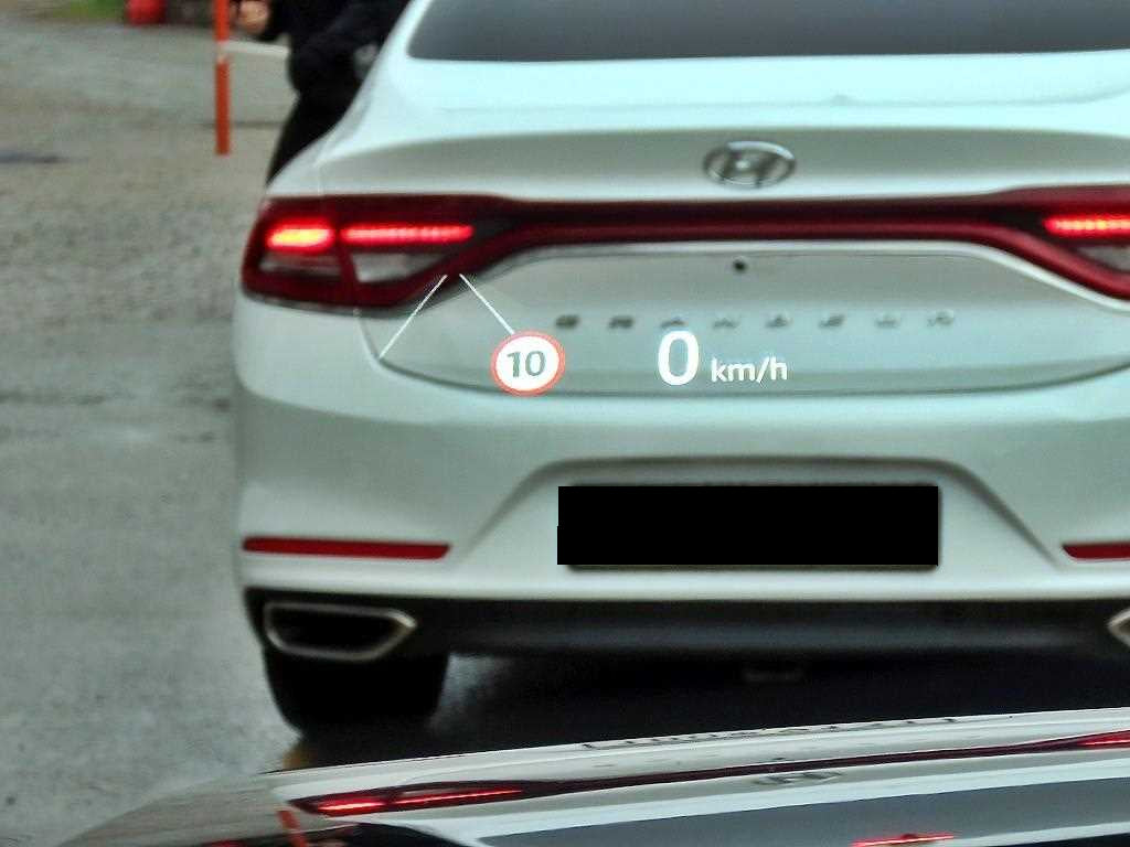 Land Rover Range Rover Sport — photo 10