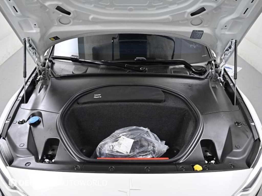 Polestar Polestar 2 — photo 05