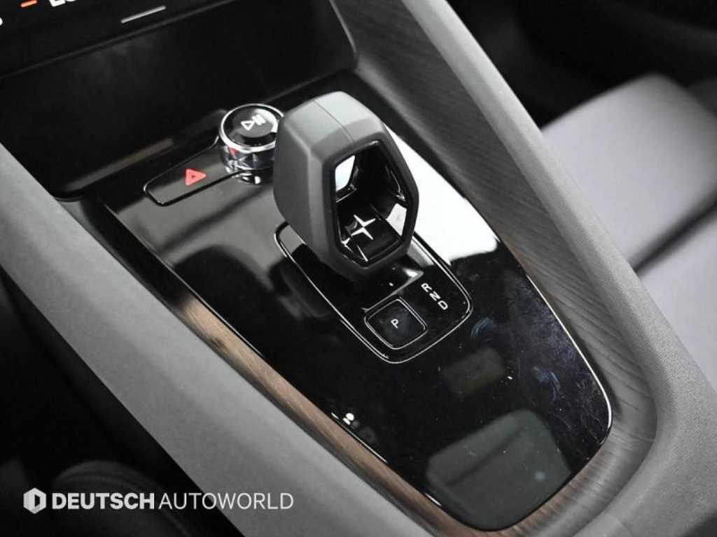 Polestar Polestar 2 — photo 14