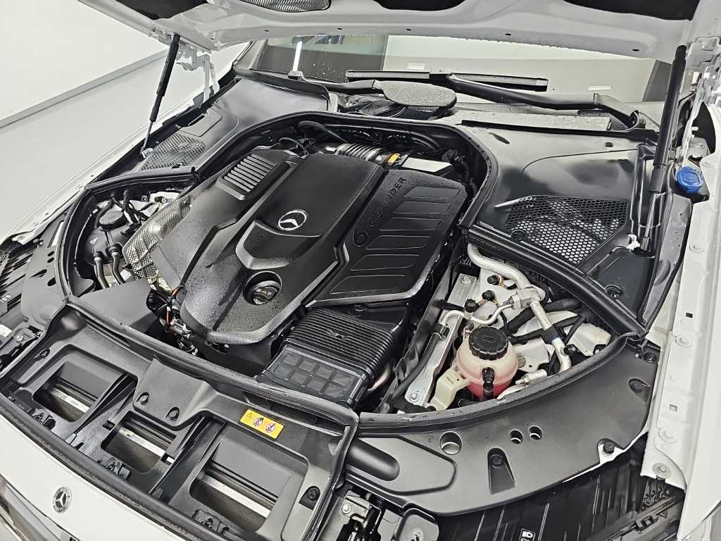 Mercedes-Benz S-Class — photo 06