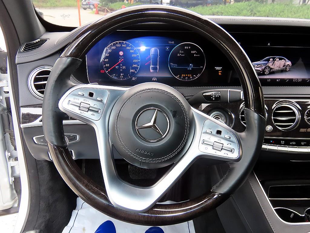 Mercedes-Benz S-Class — photo 08