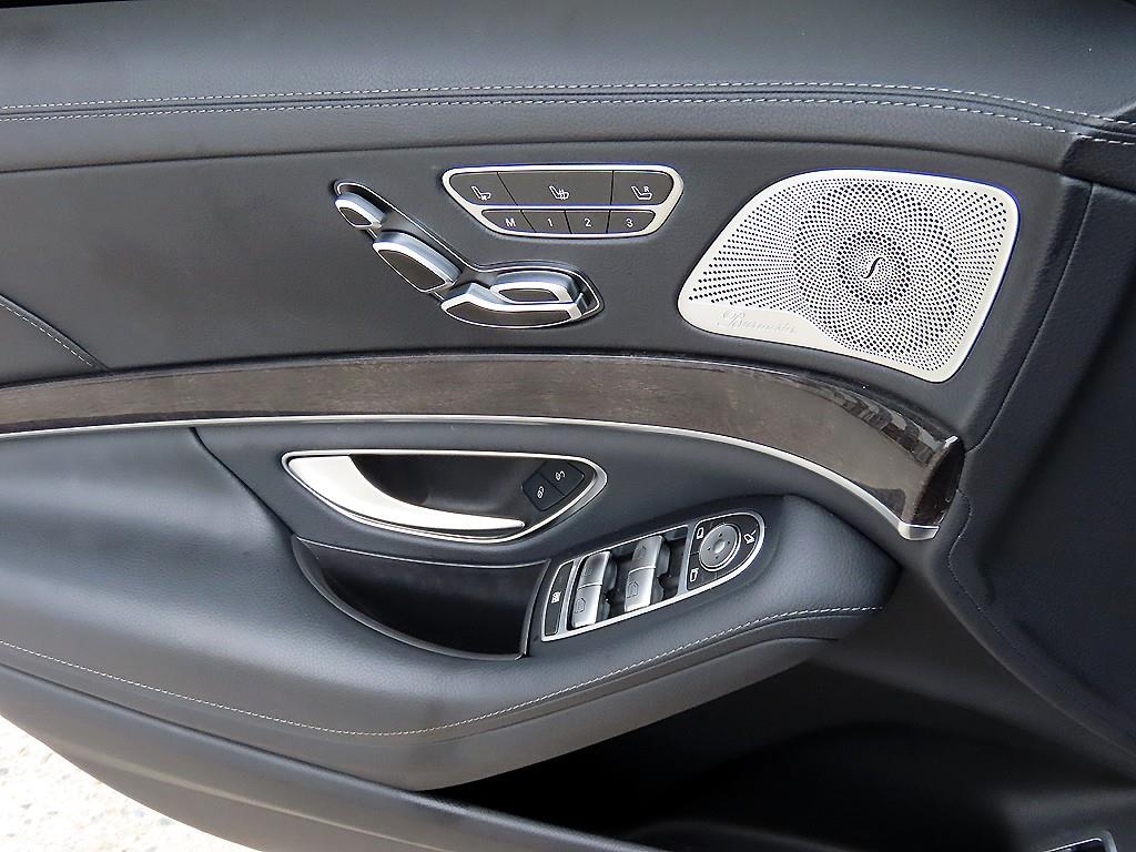 Mercedes-Benz S-Class — photo 12