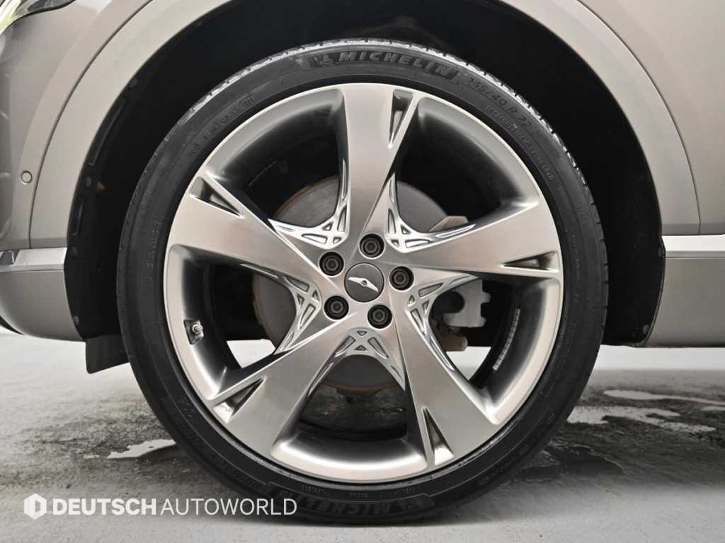 Genesis GV80 — photo 05