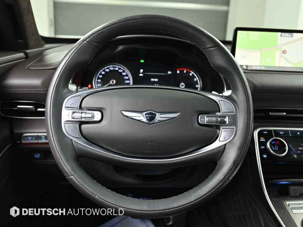 Genesis GV80 — photo 13