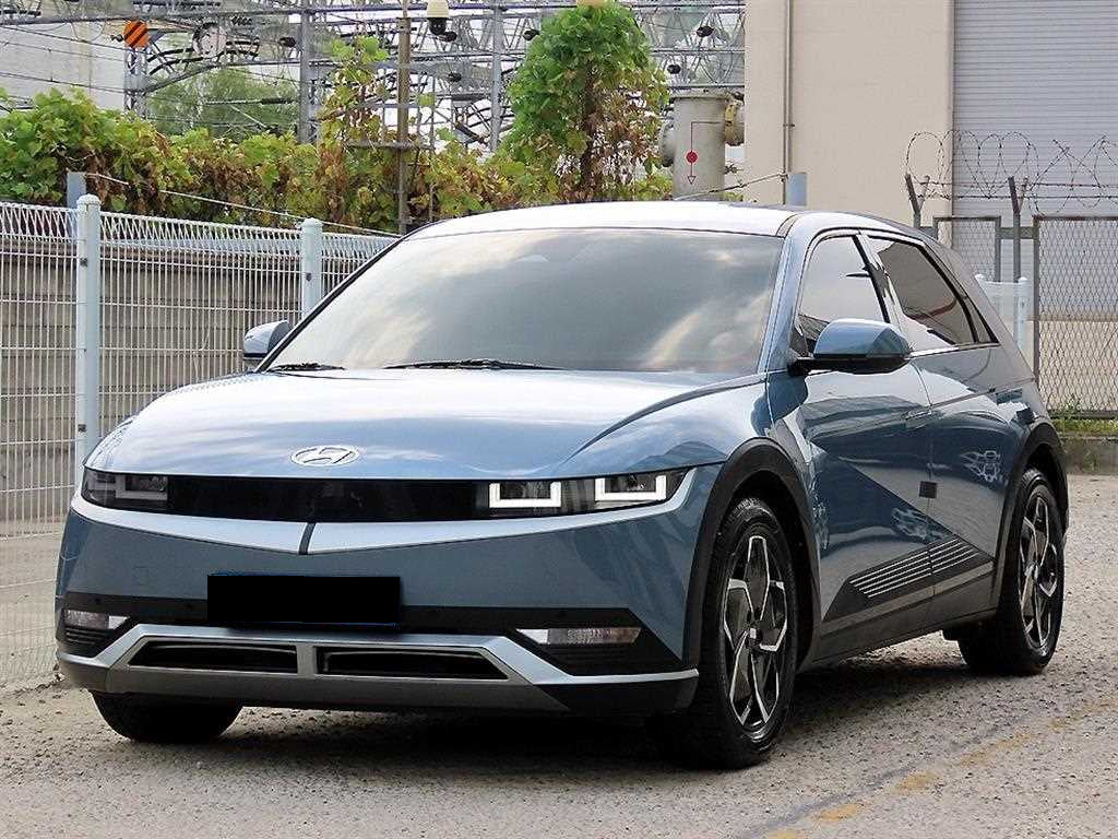 Hyundai Ioniq5 — photo 02