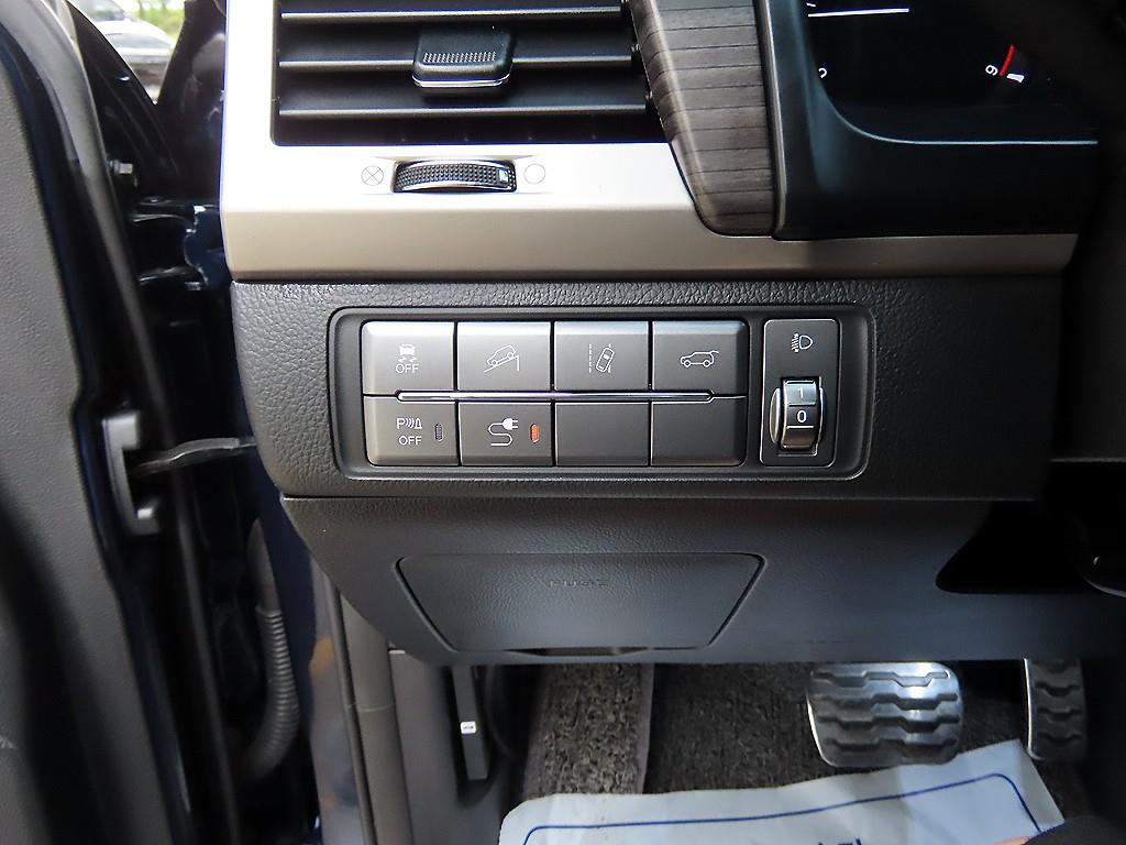 KGM Rexton — photo 11