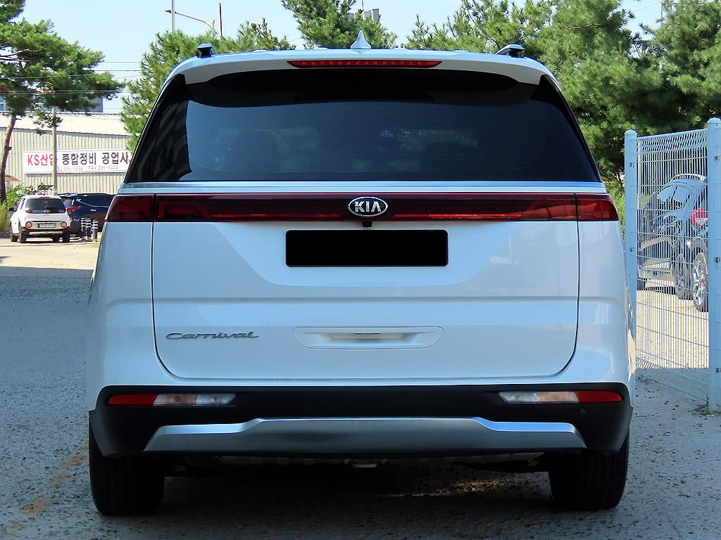 Kia Carnival — photo 04