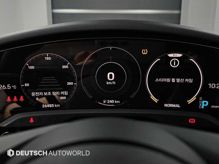 Porsche Taycan — photo 08
