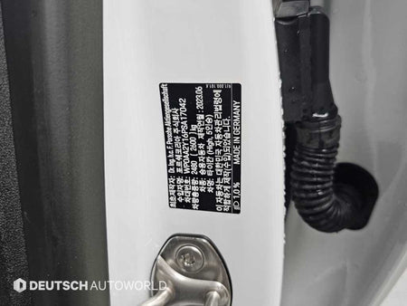 Porsche Taycan — photo 20