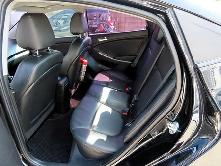 Hyundai Accent — photo 06