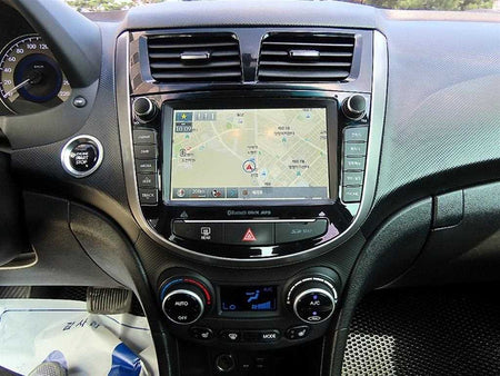 Hyundai Accent — photo 13