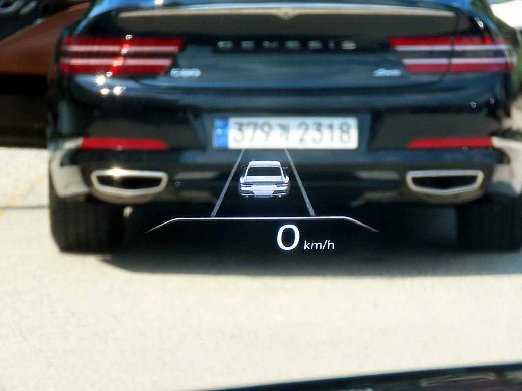 Genesis G80 — photo 10