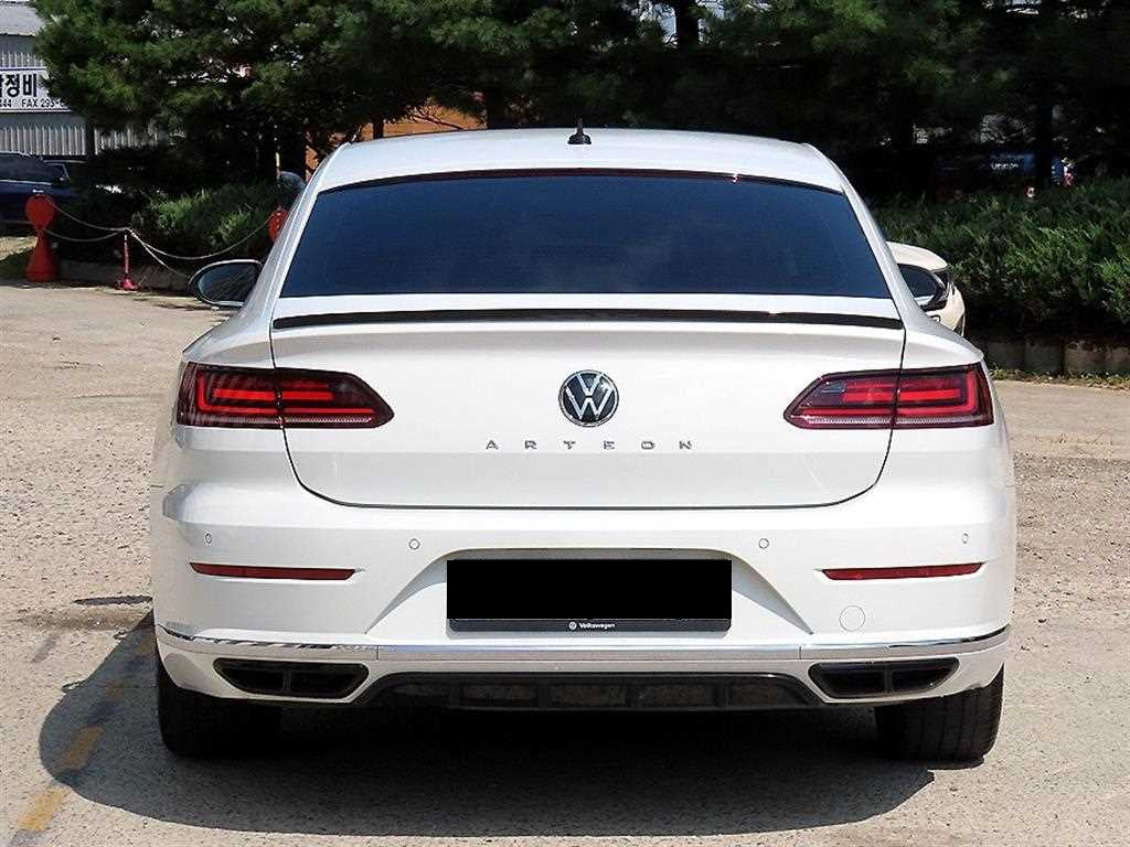 Volkswagen Arteon — photo 04