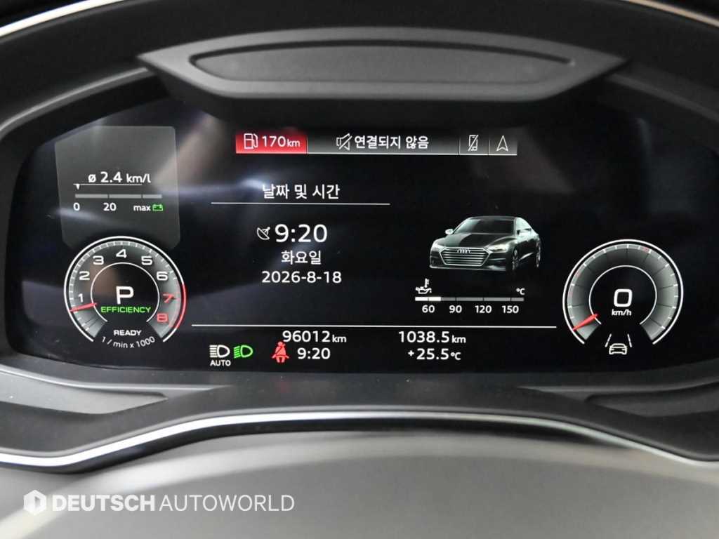 Audi A7 — photo 08