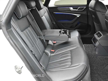Audi A7 — photo 12