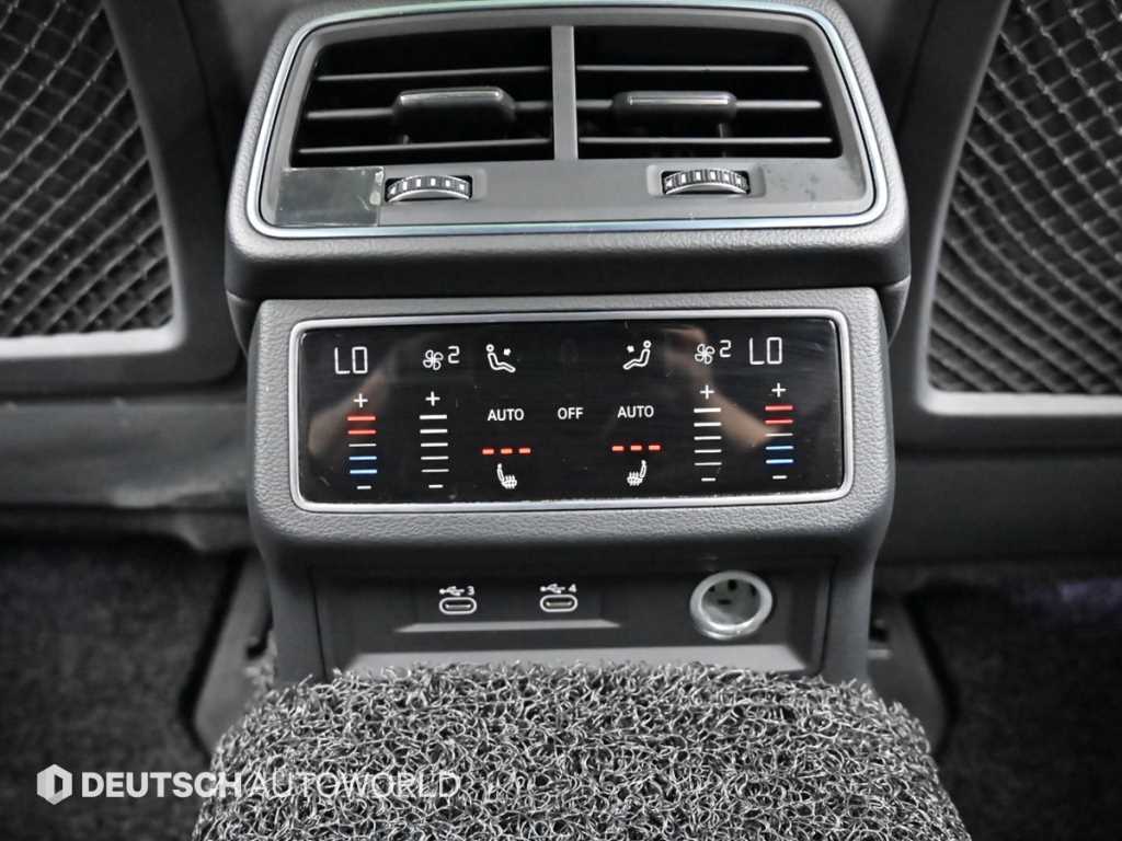 Audi A7 — photo 16