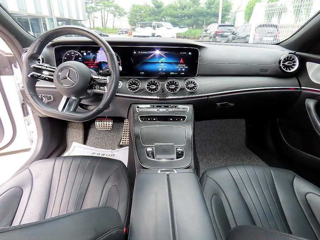 Mercedes-Benz CLS-Class — photo 07