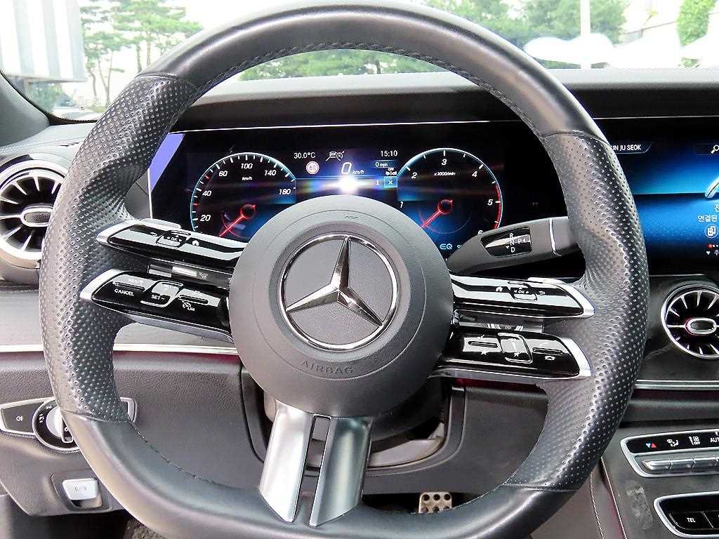 Mercedes-Benz CLS-Class — photo 08