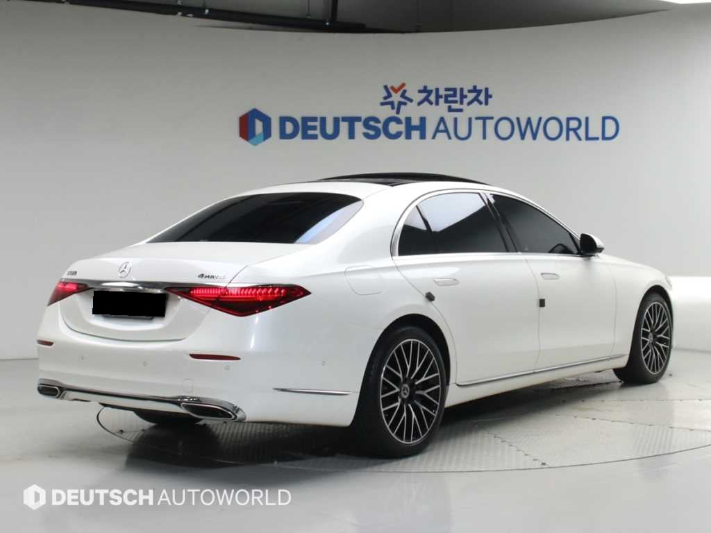 Mercedes-Benz S-Class — photo 02