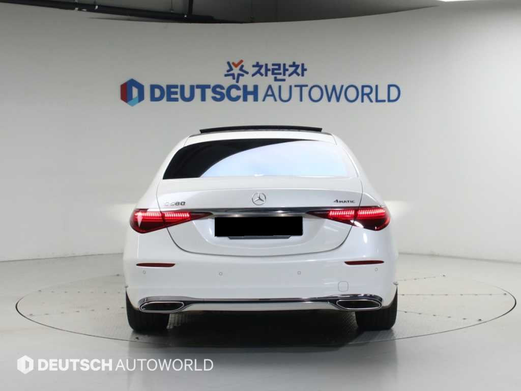 Mercedes-Benz S-Class — photo 04