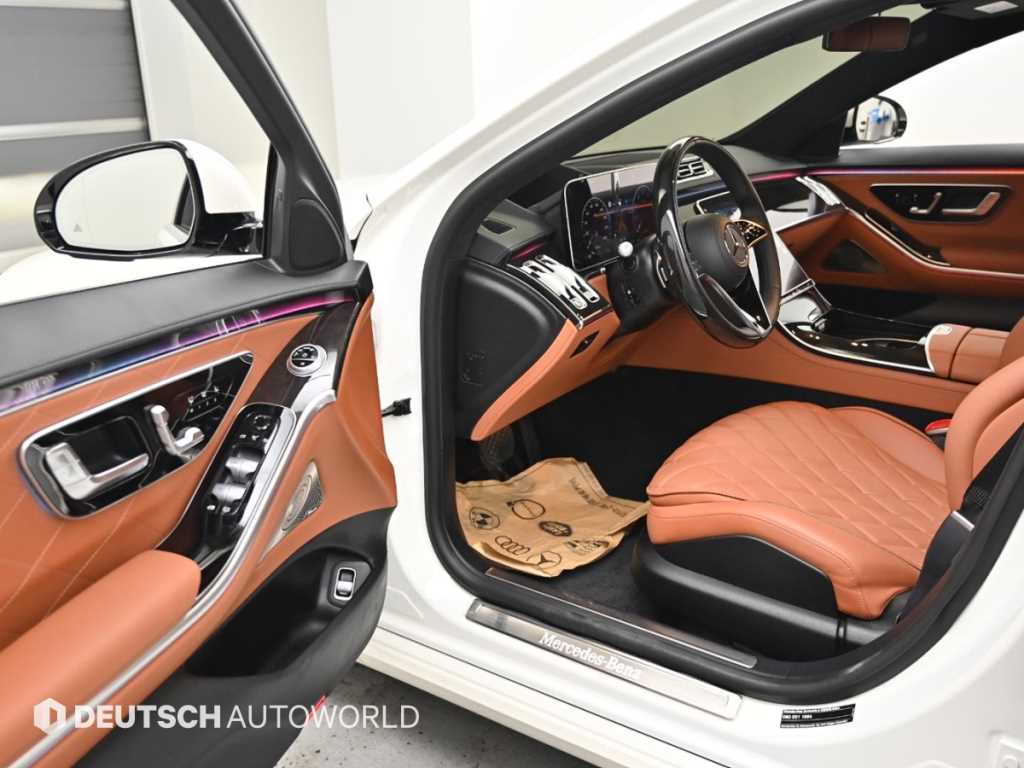 Mercedes-Benz S-Class — photo 11