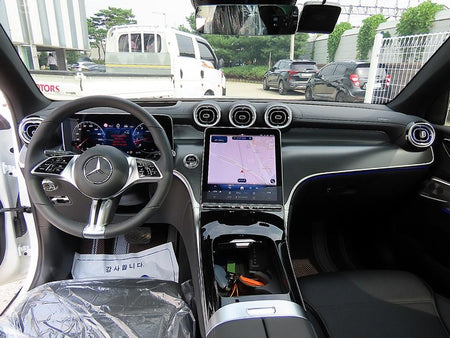 Mercedes-Benz GLC-Class — photo 07
