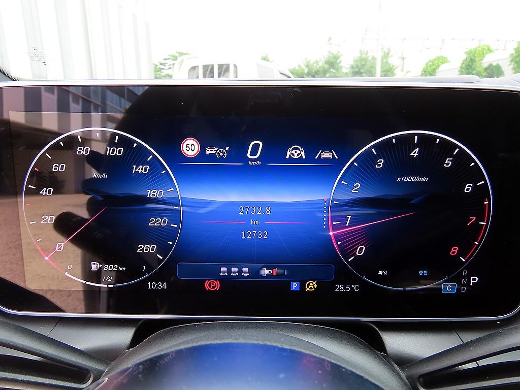 Mercedes-Benz GLC-Class — photo 09