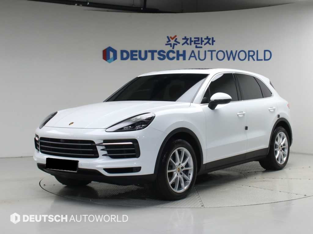 Porsche Cayenne — photo 01