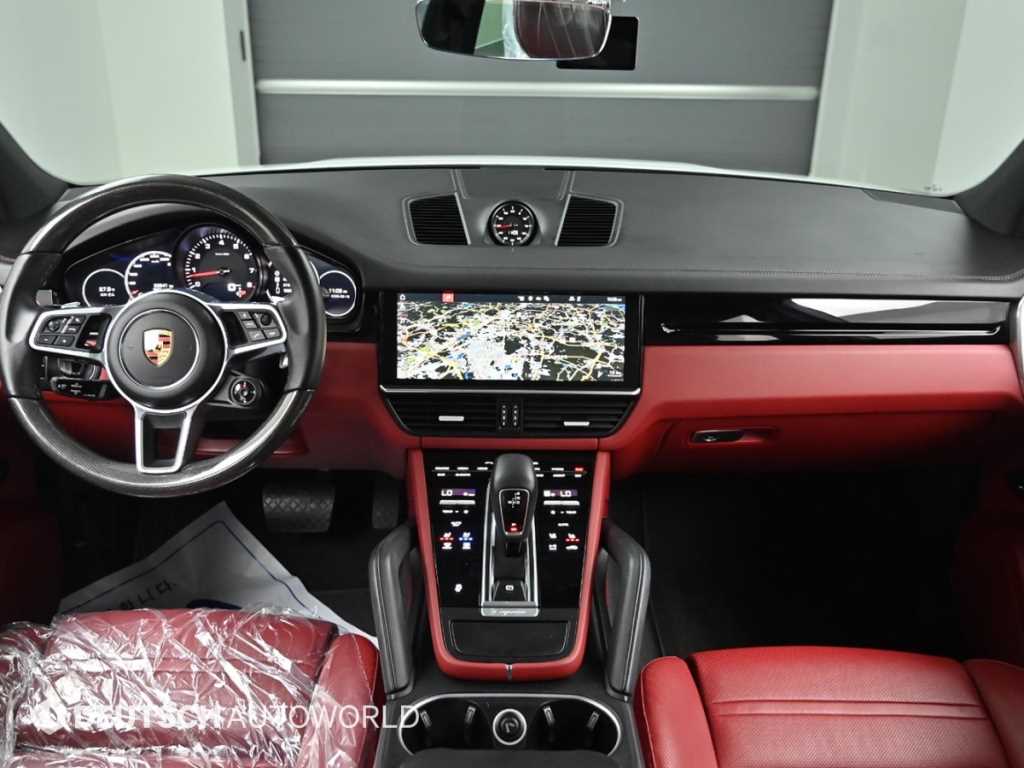 Porsche Cayenne — photo 07