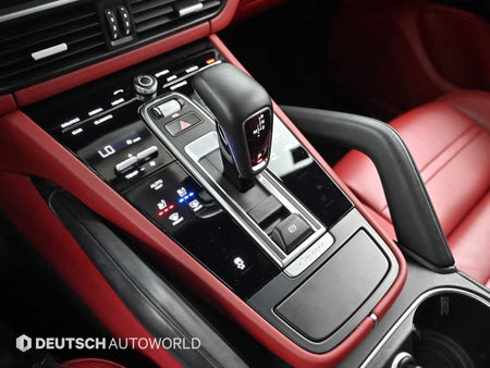 Porsche Cayenne — photo 09