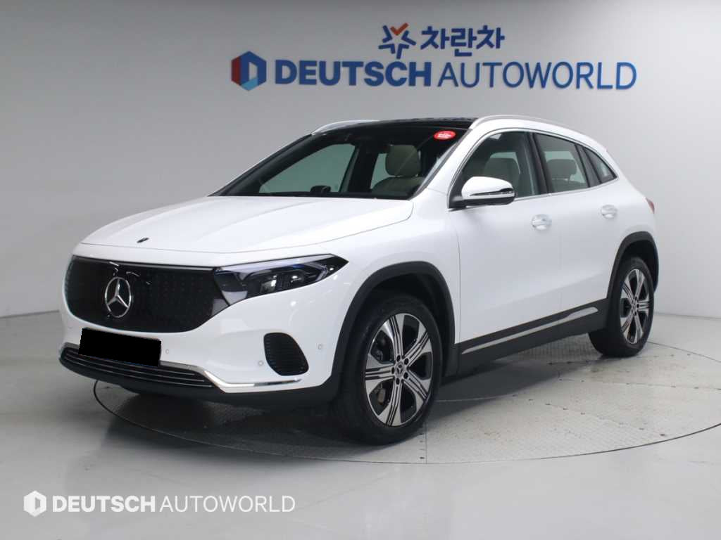 Mercedes-Benz EQA — photo 01