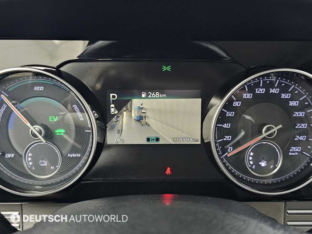 Hyundai Grandeur — photo 08