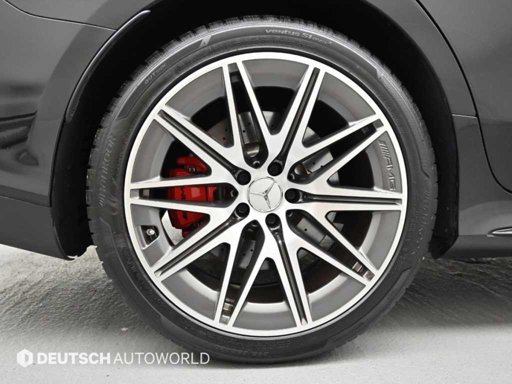 Mercedes-Benz AMG GT — photo 06