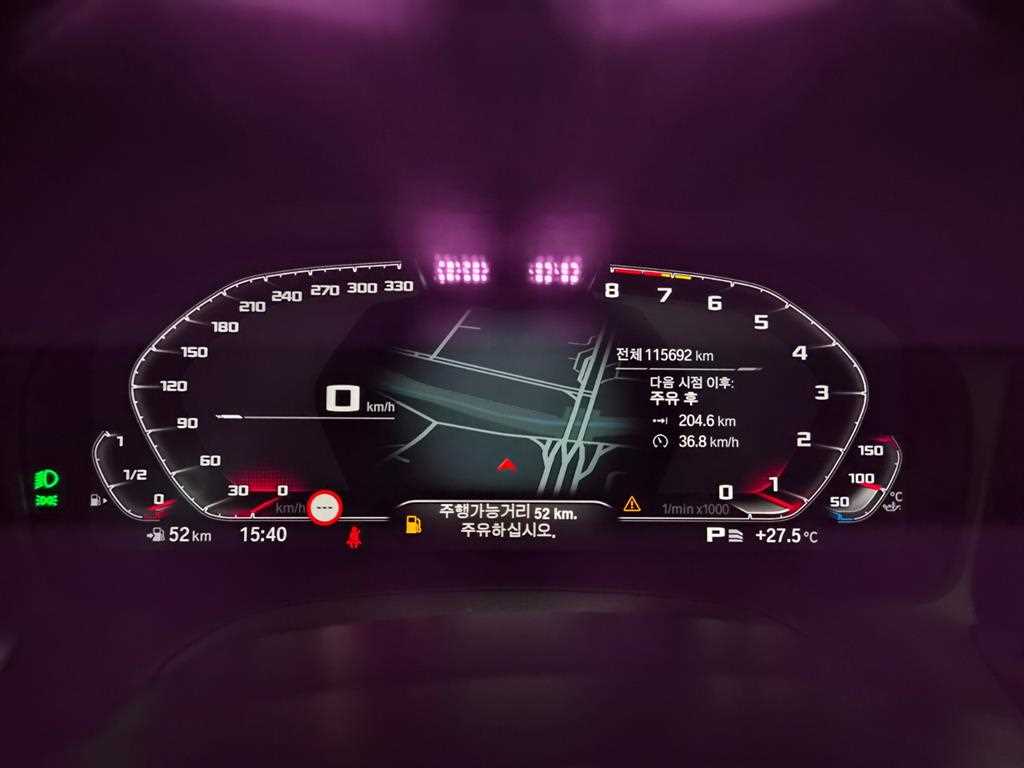 BMW 3-Series — photo 08