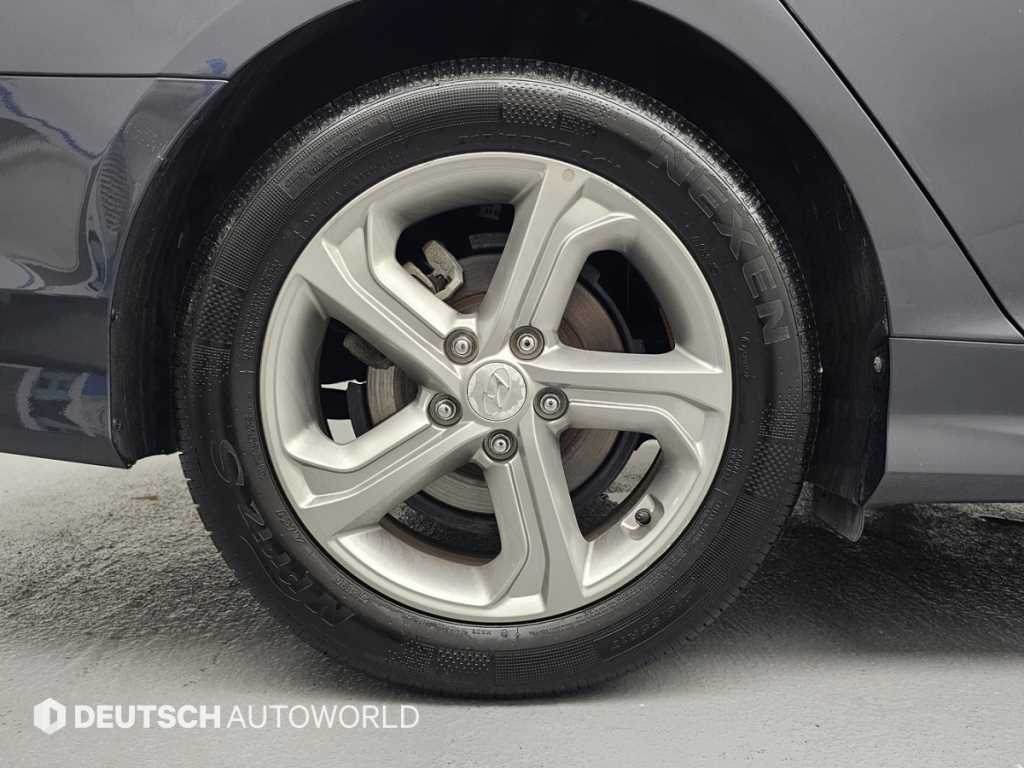 Hyundai Sonata — photo 05