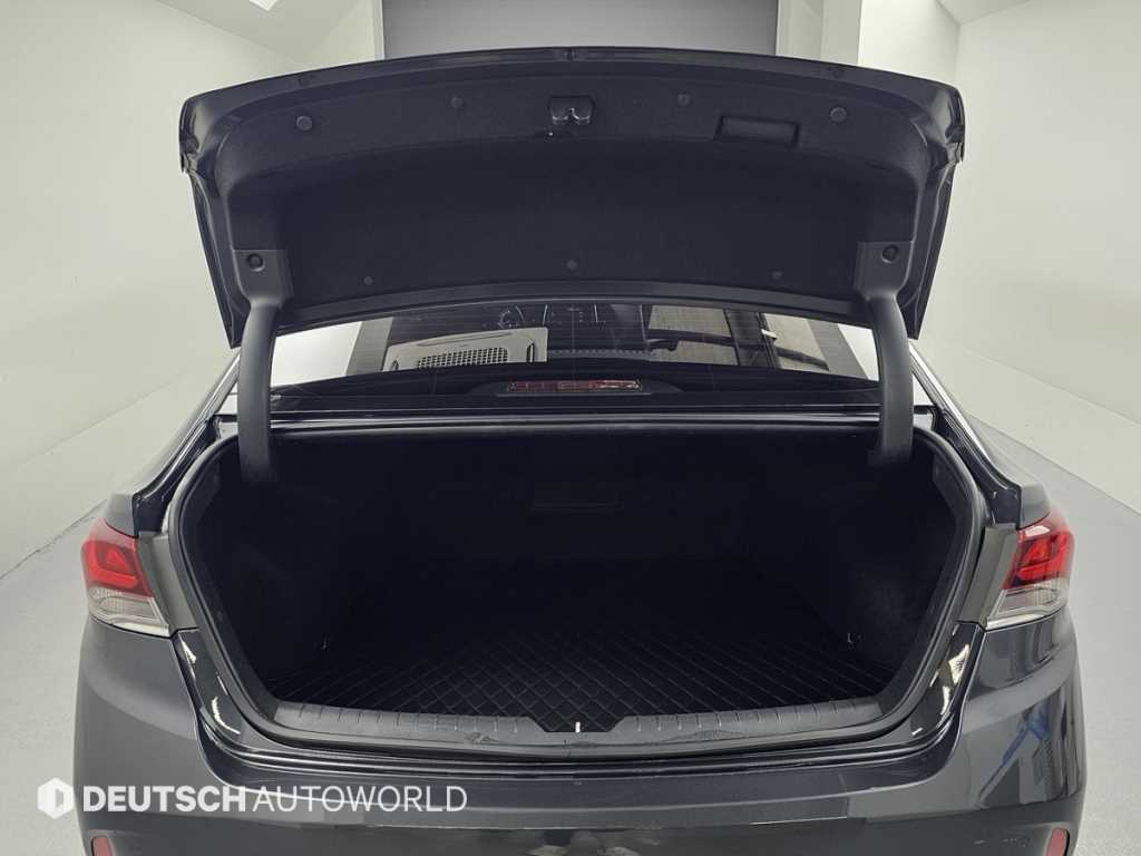Hyundai Sonata — photo 19